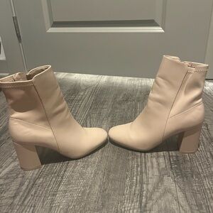 Beige/cream leather boots